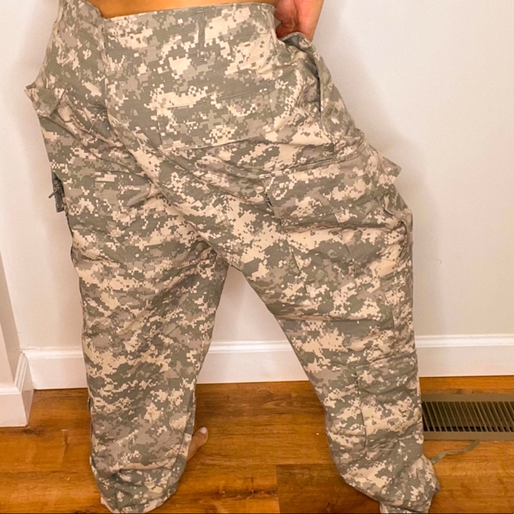 Vintage authentic army camo cargo‎ pants vintage utility pants M